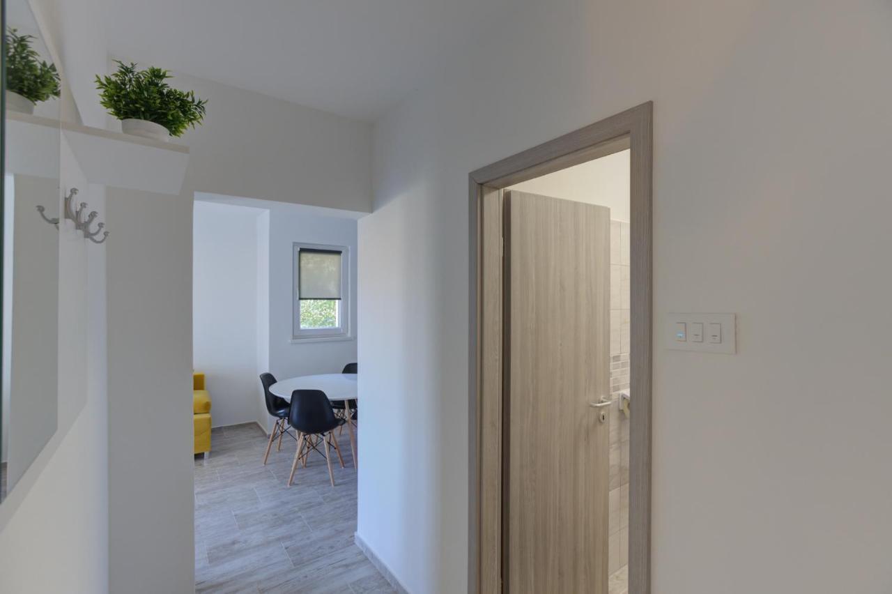 Demi Apartment Senj  Luaran gambar