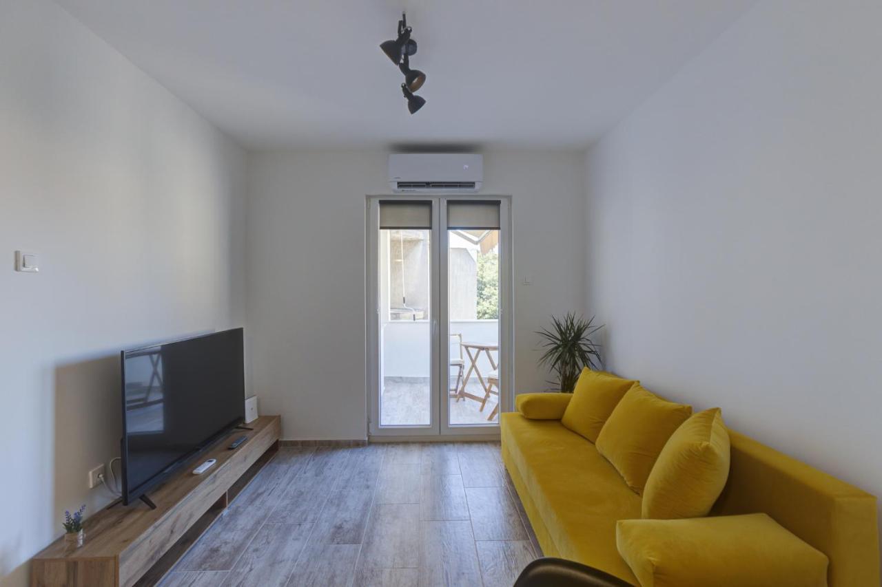 Demi Apartment Senj  Luaran gambar